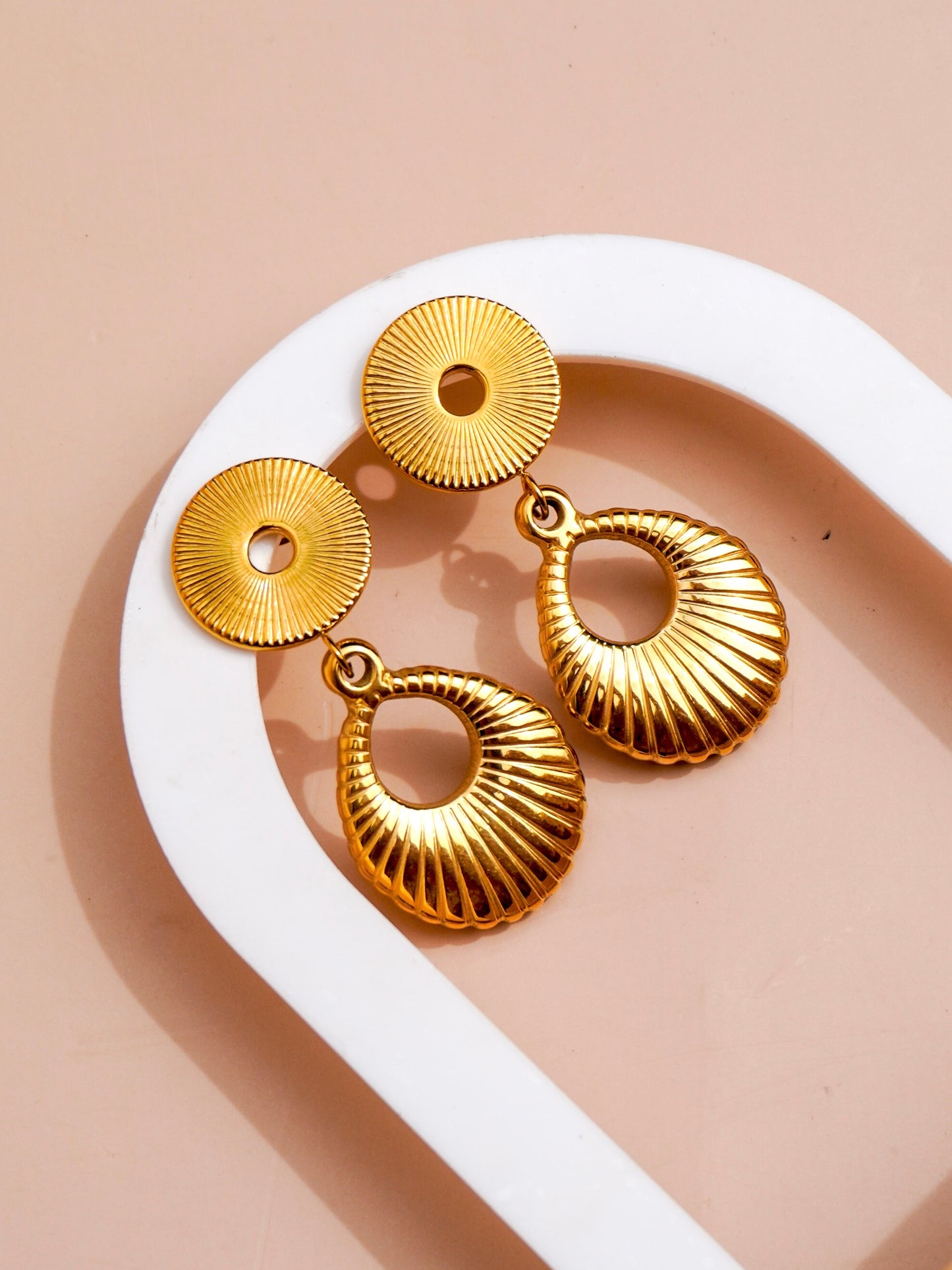 Teardrop earrings